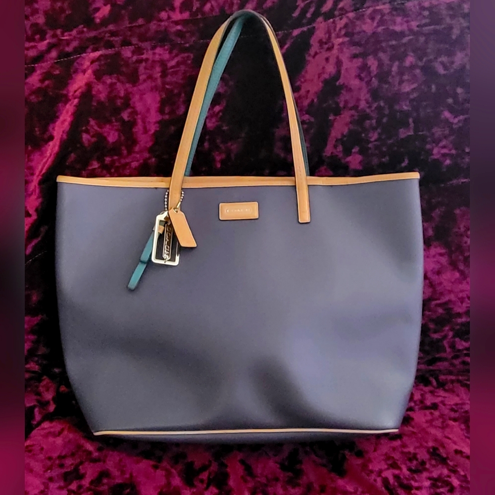 COACH Women Handbag